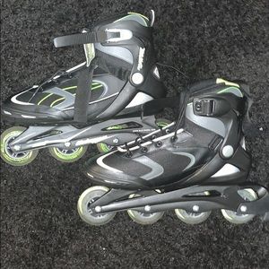 Roller blades